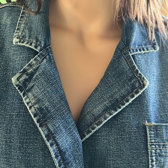 🪻🪻Mwah Denim Jean Jacket🪻🪻 - Picture 3 of 10